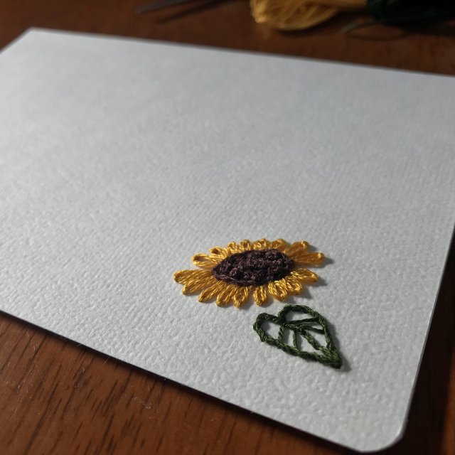 紙刺繍の向日葵 Minne 日本最大級のハンドメイド 手作り通販サイト 紙刺繍の向日葵 Minne 日本最大級のハンドメイド 手作り通販サイト