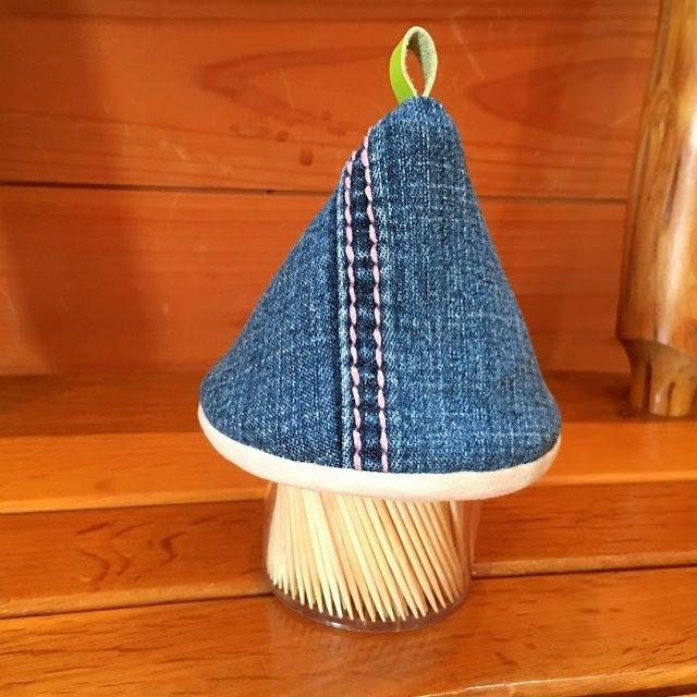 2個セット 三角鍋つかみ Staub ルクルーゼ等にいかがでしょうか ミトン 鍋つかみ 北欧 和柄 デニム ハンドメイドマーケット Minne 2個セット 三角鍋つかみ Staub ルクルーゼ等にいかがでしょうか ミトン 鍋つかみ 北欧 和柄 デニム ハンドメイドマーケット Minne