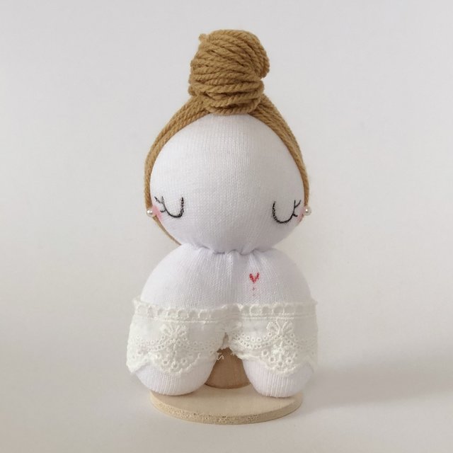 かわいい着せ替え人形 マリーちゃん本体 ベージュ Minne 日本最大級のハンドメイド 手作り通販サイト かわいい着せ替え人形 マリーちゃん本体 ベージュ Minne 日本最大級のハンドメイド 手作り通販サイト