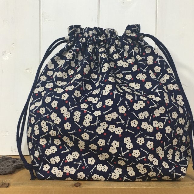 和柄が可愛いお弁当袋 巾着袋 ランチバッグ Minne 日本最大級のハンドメイド 手作り通販サイト 和柄が可愛いお弁当袋 巾着袋 ランチバッグ Minne 日本最大級のハンドメイド 手作り通販サイト
