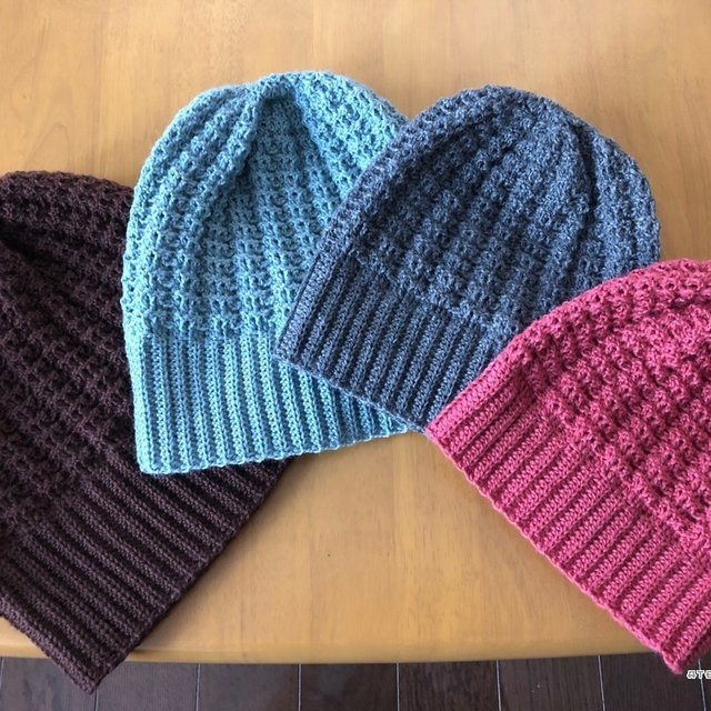 編み図 かぎ針編みで編む地模様のニット帽 4サイズ 印刷版 Minne 日本最大級のハンドメイド 手作り通販サイト