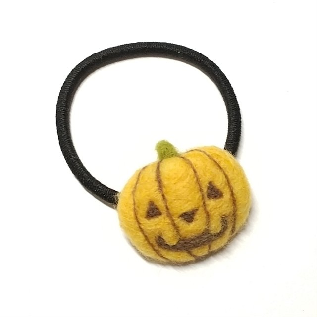 ぷっくりハロウィンかぼちゃのヘアゴム  羊毛フェルト