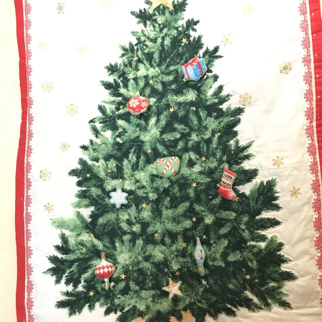 クリスマスツリー タペストリー お得な生地のセットあり 写真増やしました ラスト1枚 Minne 日本最大級のハンドメイド 手作り通販サイト クリスマスツリー タペストリー お得な生地のセットあり 写真増やしました ラスト1枚 Minne 日本最大級のハンドメイド 手作り通販サイト