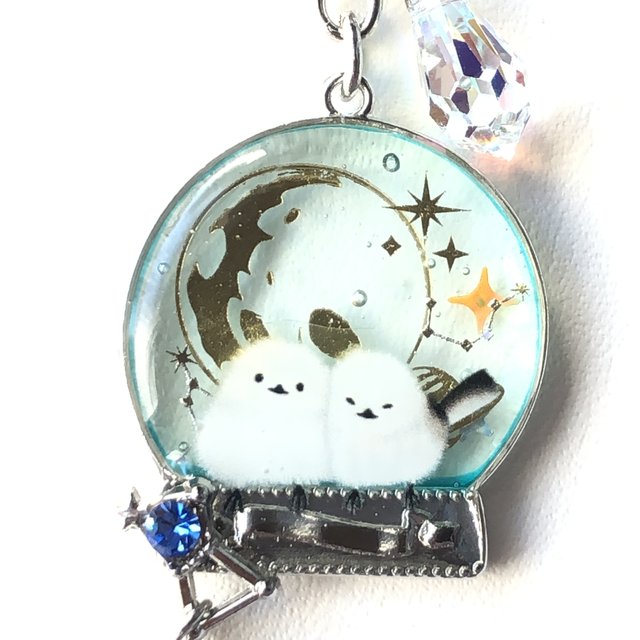 シマエナガとミニ宇宙スノードーム風 星キーホルダー ハンドメイドマーケット Minne シマエナガとミニ宇宙スノードーム風 星キーホルダー ハンドメイドマーケット Minne