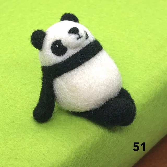 51 パンダ マスコット 羊毛フェルト ハンドメイドマーケット Minne 51 パンダ マスコット 羊毛フェルト ハンドメイドマーケット Minne