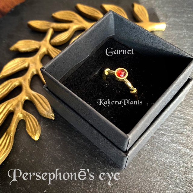 ペルセポネーの瞳 Gemstonering Garnet Minne 日本最大級のハンドメイド 手作り通販サイト ペルセポネーの瞳 Gemstonering Garnet Minne 日本最大級のハンドメイド 手作り通販サイト
