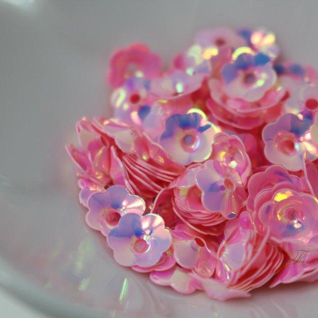 スパンコール 花カップ 約5g 約240枚 8mm オーロラピンク Sfc08apkbj00 ハンドメイドマーケット Minne スパンコール 花カップ 約5g 約240枚 8mm オーロラピンク Sfc08apkbj00 ハンドメイドマーケット Minne