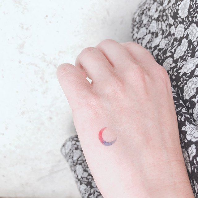 神秘的な月 Cassis Moon のタトゥーシール ハンドメイドマーケット Minne 神秘的な月 Cassis Moon のタトゥーシール ハンドメイドマーケット Minne