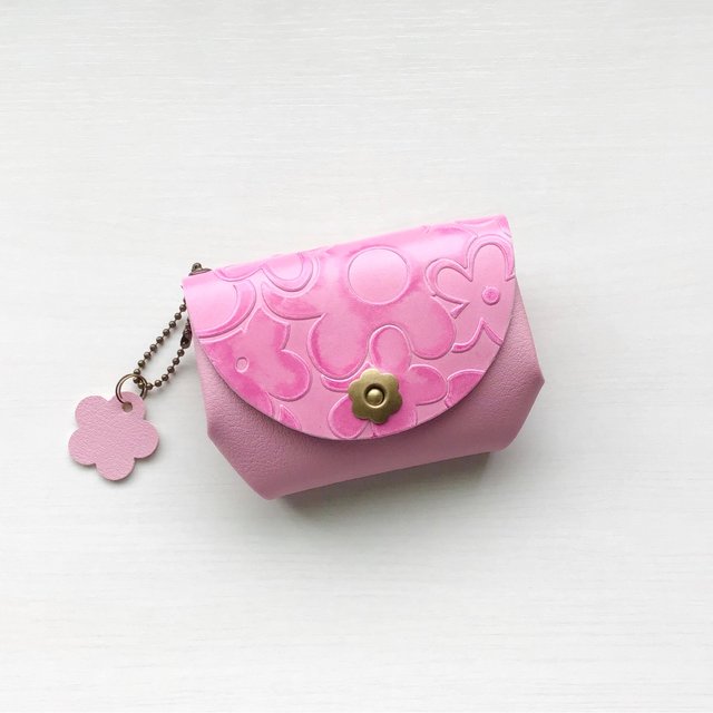 ピンク・お花型押しレザー・とっても便利なふっくらお財布・受注販売