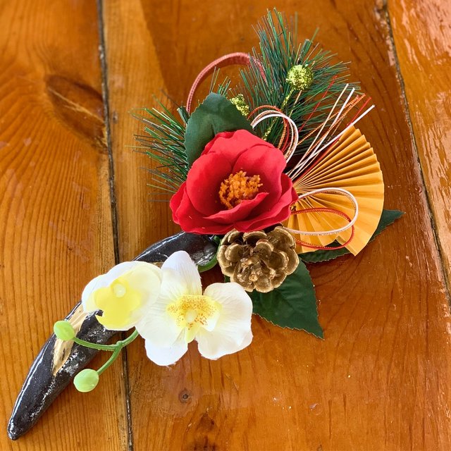 お正月飾り壁掛けアートフラワー陶器の花器入れ Minne 日本最大級のハンドメイド 手作り通販サイト お正月飾り壁掛けアートフラワー陶器の花器入れ Minne 日本最大級のハンドメイド 手作り通販サイト
