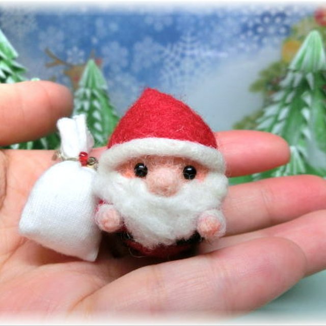 サンタ2 プレゼント袋とサンタクロース 羊毛フェルト 手作り クリスマス 飾り マスコット Minne 日本最大級のハンドメイド 手作り通販サイト サンタ2 プレゼント袋とサンタクロース 羊毛フェルト 手作り クリスマス 飾り マスコット Minne 日本最大級のハンドメイド 手作り通販サイト