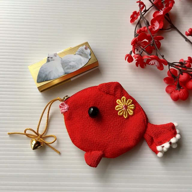 手のひらサイズの小さめポーチ 金魚ちゃん1 ちりめん お花 ハート 鈴 Minne 日本最大級のハンドメイド 手作り通販サイト 手のひらサイズの小さめポーチ 金魚ちゃん1 ちりめん お花 ハート 鈴 Minne 日本最大級のハンドメイド 手作り通販サイト
