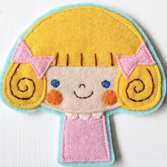 女の子の大きめフェルトワッペン おしゃれで可愛い刺繍アップリケ ブローチにも ハンドメイドマーケット Minne 女の子の大きめフェルトワッペン おしゃれで可愛い刺繍アップリケ ブローチにも ハンドメイドマーケット Minne