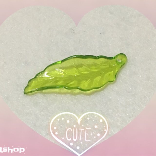黄緑の細長い葉っぱ30枚 Minne 日本最大級のハンドメイド 手作り通販サイト