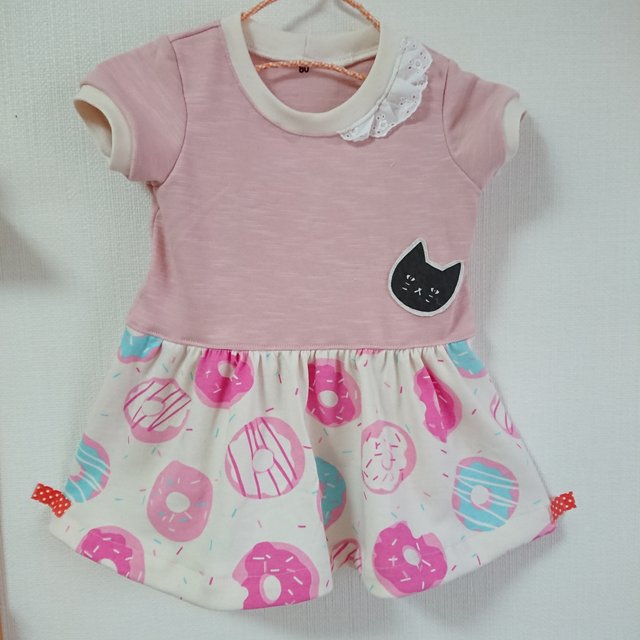 子供服 80 女の子 ギャザーワンピース ドーナツにゃんこ ハンドメイドマーケット Minne 子供服 80 女の子 ギャザーワンピース ドーナツにゃんこ ハンドメイドマーケット Minne
