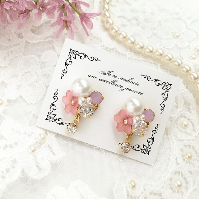さくら ビジュー 揺れる クリスタル ピアス イヤリング 結婚式 お呼ばれ 成人式 着物 ハンドメイドマーケット Minne さくら ビジュー 揺れる クリスタル ピアス イヤリング 結婚式 お呼ばれ 成人式 着物 ハンドメイドマーケット Minne