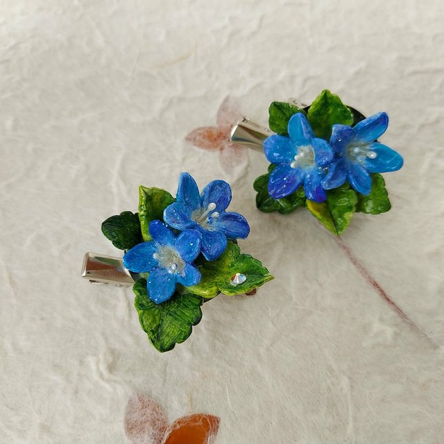 ３月２３日生まれの誕生花ブローチ Minne 日本最大級のハンドメイド 手作り通販サイト