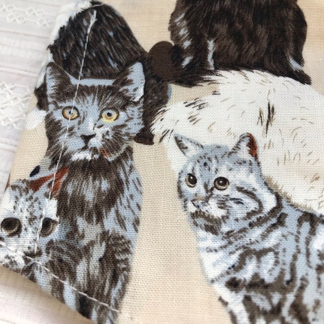 モヘア堂のマスク こっちを見てる リアル猫さんプリントの立体布マスク ベージュ系 ハンドメイドマーケット Minne モヘア堂のマスク こっちを見てる リアル猫さんプリントの立体布マスク ベージュ系 ハンドメイドマーケット Minne