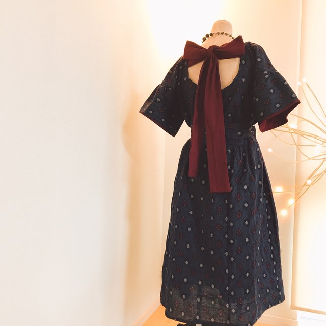 着物リメイク バックリボンの絣リメイクワンピース ゆったりシルエット ハンドメイドマーケット Minne 着物リメイク バックリボンの絣リメイクワンピース ゆったりシルエット ハンドメイドマーケット Minne