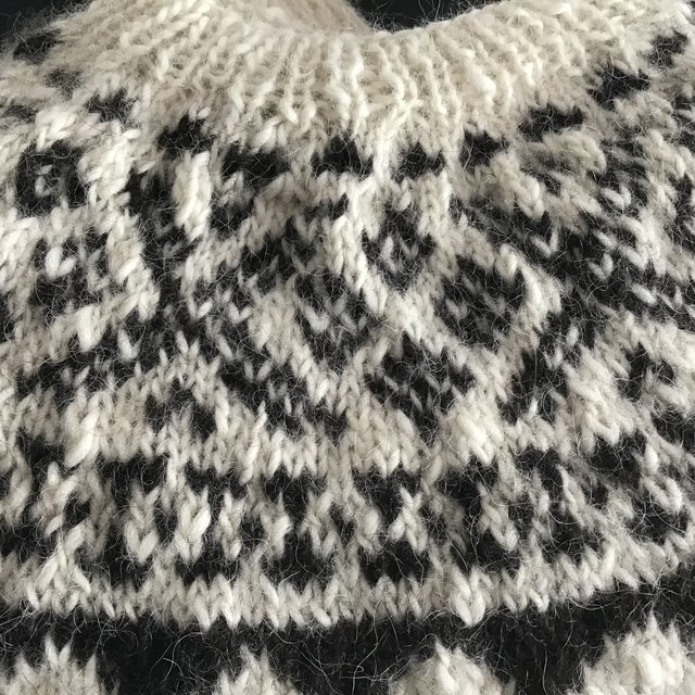 手紡ぎ毛糸のロピセーター アイスランドウール Minne 日本最大級のハンドメイド 手作り通販サイト