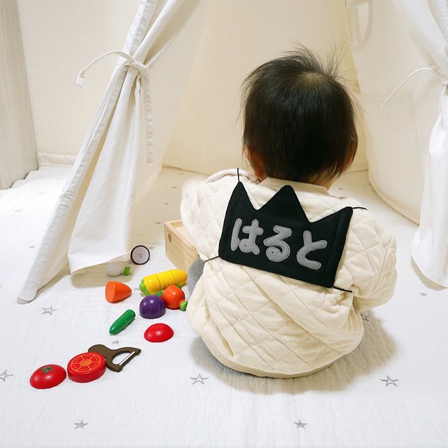 安全ピンを使用しない 支援センターや児童館で マスク型 王冠のかたちの名札 Minne 日本最大級のハンドメイド 手作り通販サイト
