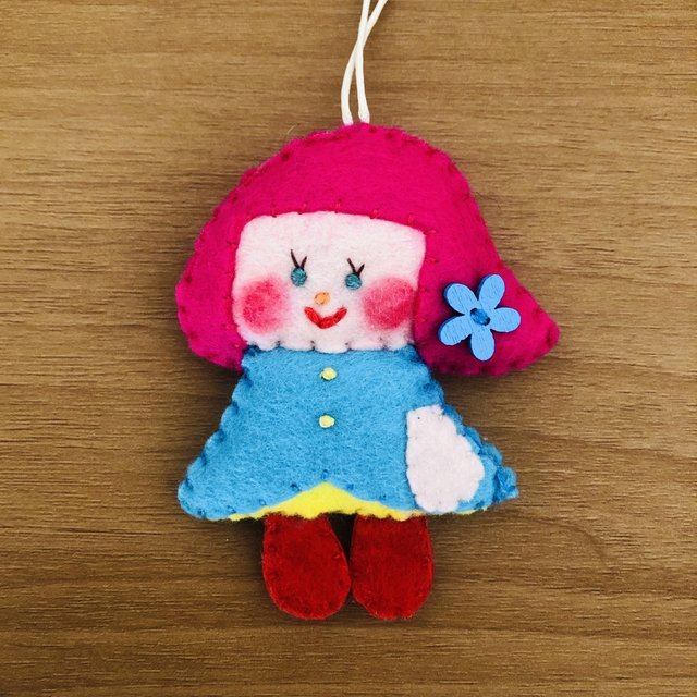 フェルトのマスコットちゃん お花ちゃん ハンドメイドマーケット Minne フェルトのマスコットちゃん お花ちゃん ハンドメイドマーケット Minne