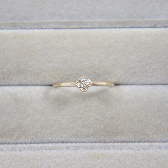 可愛いシンプルなダイヤモンドの指輪 K10ygダイヤリング Minne 日本最大級のハンドメイド 手作り通販サイト