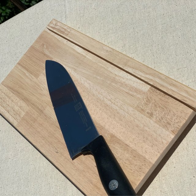 包丁が立つカッティングボード オシャレ 無垢材 まな板 木 キッチン用品 木製まな板 木製 カッティングボード ハンドメイドマーケット Minne 包丁が立つカッティングボード オシャレ 無垢材 まな板 木 キッチン用品 木製まな板 木製 カッティングボード ハンドメイドマーケット Minne