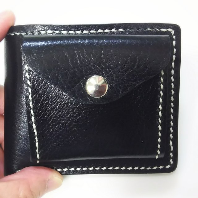 二つ折り財布(本革)黒WBK102