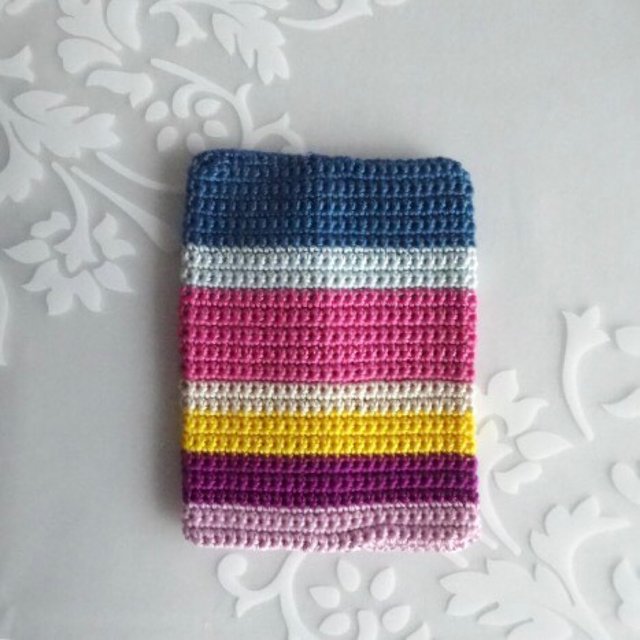刺繍糸で編んだポケットティッシュケース ポップカラー C Minne 日本最大級のハンドメイド 手作り通販サイト 刺繍糸で編んだポケットティッシュケース ポップカラー C Minne 日本最大級のハンドメイド 手作り通販サイト