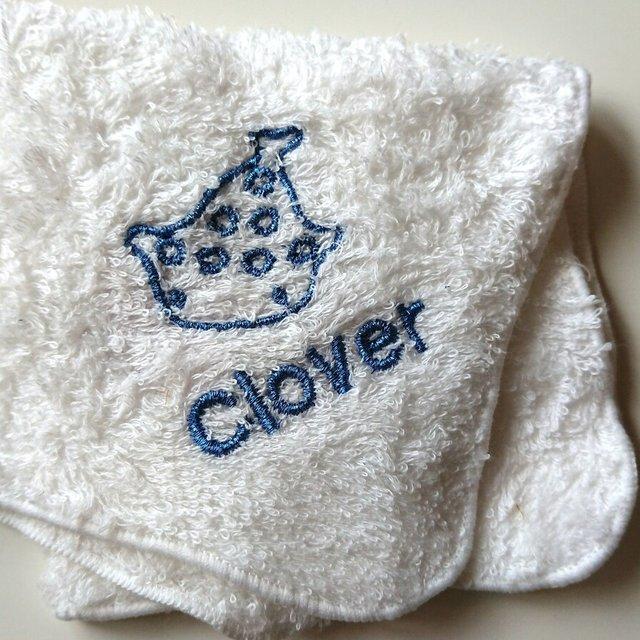 今治タオル お名前刺繍入り ハンカチタオル メタリックブルー ジンベイザメ ハンドメイドマーケット Minne 今治タオル お名前刺繍入り ハンカチタオル メタリックブルー ジンベイザメ ハンドメイドマーケット Minne
