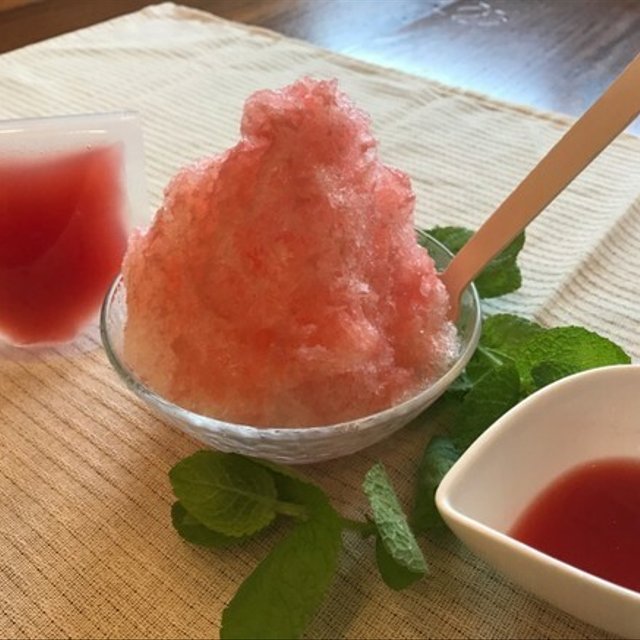 カキ氷用いちご生シロップ 手作り 濃厚ないちごの味 夏の定番 5個セット Minne 日本最大級のハンドメイド 手作り通販サイト