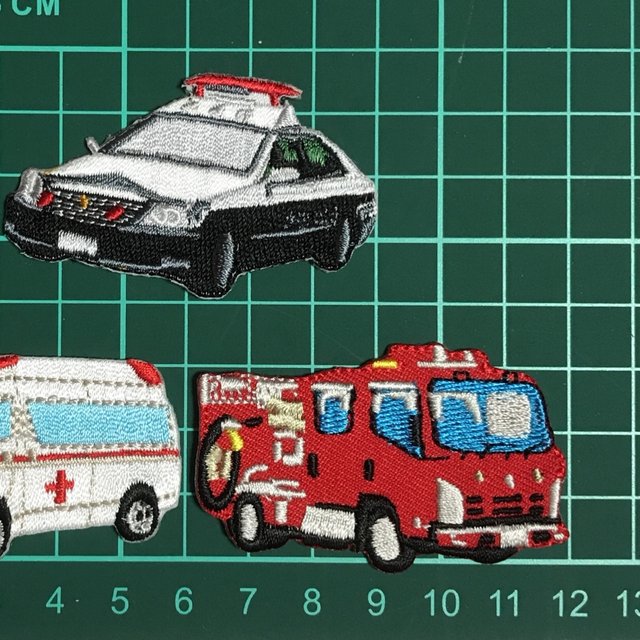 消防車 救急車 パトカー アイロンワッペン ハンドメイドマーケット Minne 消防車 救急車 パトカー アイロンワッペン ハンドメイドマーケット Minne