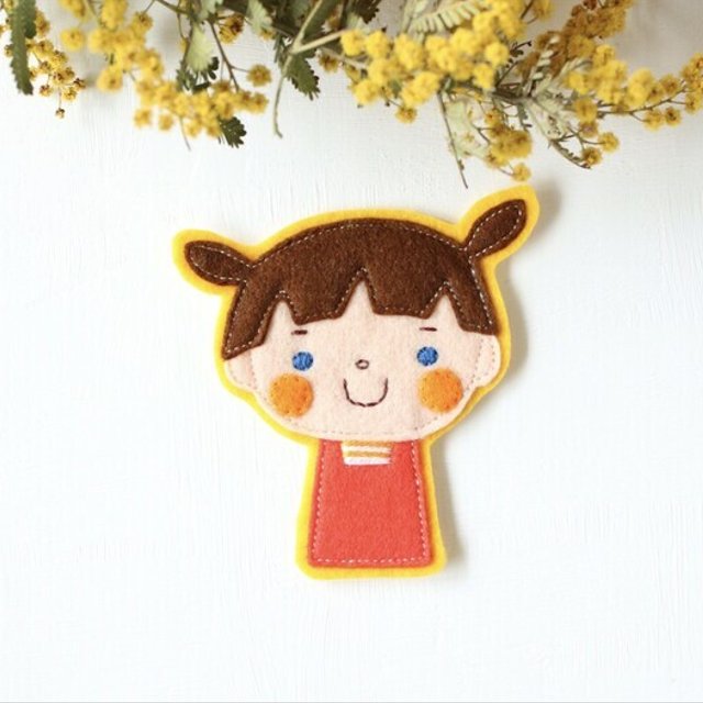 女の子の大きいフェルトワッペン おしゃれで可愛い刺繍アップリケ ブローチにも ハンドメイドマーケット Minne 女の子の大きいフェルトワッペン おしゃれで可愛い刺繍アップリケ ブローチにも ハンドメイドマーケット Minne
