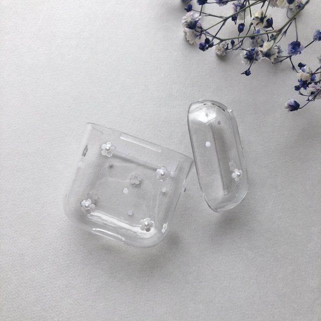 ホワイトのデイジーairpods Airpodsproケース ハンドメイドマーケット Minne ホワイトのデイジーairpods Airpodsproケース ハンドメイドマーケット Minne