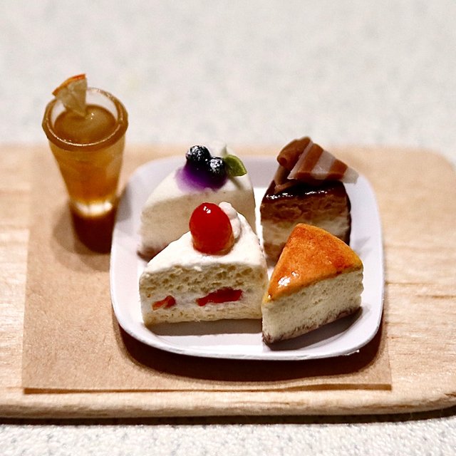 ミニチュア4種の定番ケーキセット ハンドメイドマーケット Minne ミニチュア4種の定番ケーキセット ハンドメイドマーケット Minne