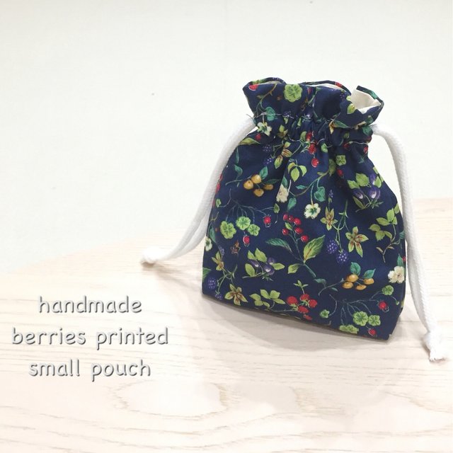 Berryの巾着ポーチ ハンドメイドマーケット Minne Berryの巾着ポーチ ハンドメイドマーケット Minne