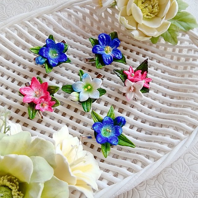 ９月２０日生まれの誕生花ブローチ Minne 日本最大級のハンドメイド 手作り通販サイト