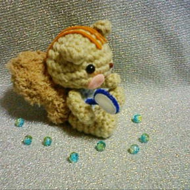 リスちゃん親子の金魚すくい 編みぐるみドールセット Minne 日本最大級のハンドメイド 手作り通販サイト リスちゃん親子の金魚すくい 編みぐるみドールセット Minne 日本最大級のハンドメイド 手作り通販サイト