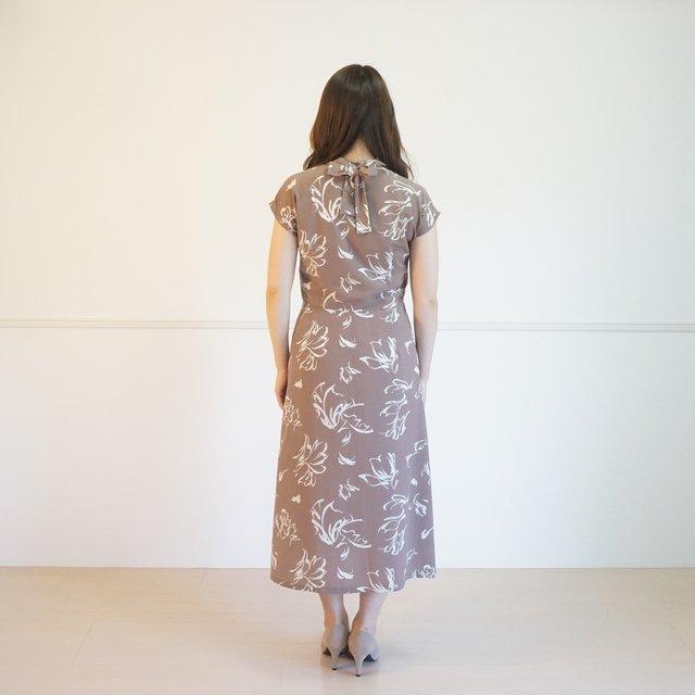 新作 ローズグレーの花柄 開襟シャツワンピース38 ハンドメイドマーケット Minne 新作 ローズグレーの花柄 開襟シャツワンピース38 ハンドメイドマーケット Minne