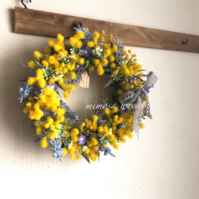 ハノンちゃん様専用 ペット用アクセサリー ミモザとイエローフラワーのリボン ひまわりと紅花リボン ミモザリース ハンドメイドマーケット Minne ハノンちゃん様専用 ペット用アクセサリー ミモザとイエローフラワーのリボン ひまわりと紅花リボン ミモザリース ハンドメイドマーケット Minne