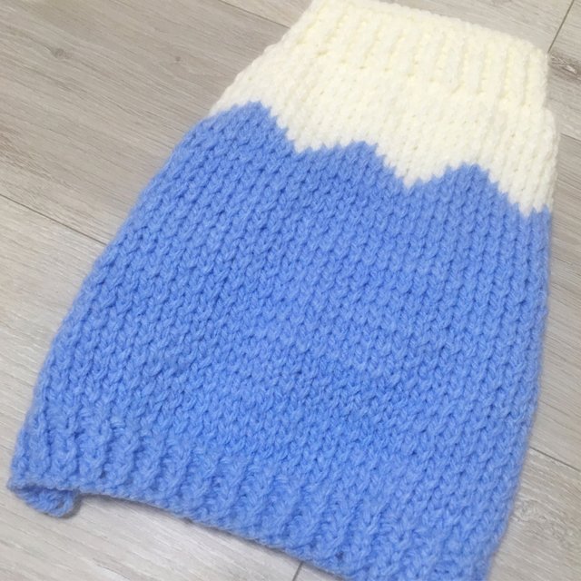 [手編み] 富士山のセーター（小型犬用・胴回り35）【犬・服】