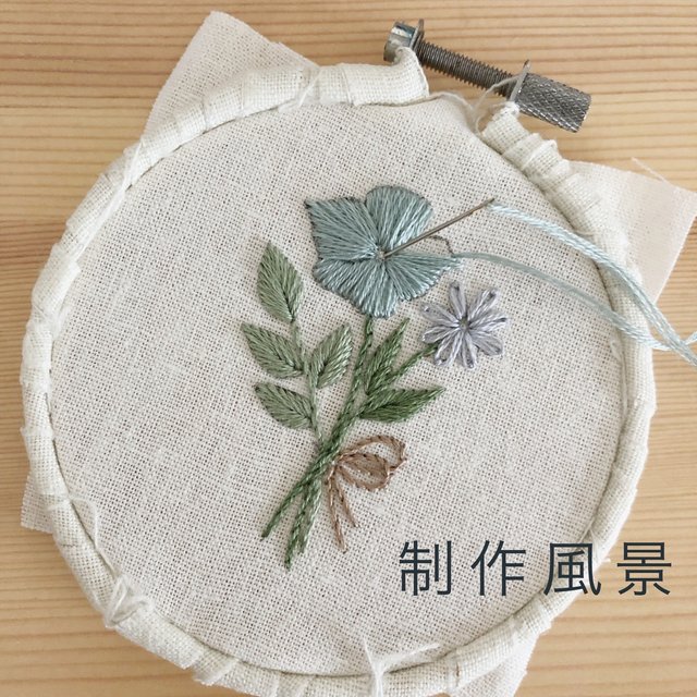 刺繍図案と糸セット 野に咲く花のブーケ Minne 日本最大級のハンドメイド 手作り通販サイト