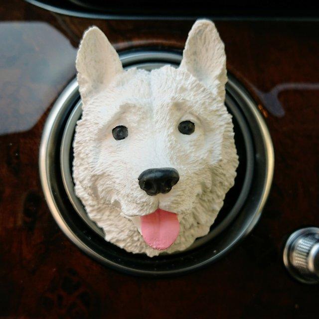 カーエアコン用 秋田犬 アロマストーン Minne 日本最大級のハンドメイド 手作り通販サイト