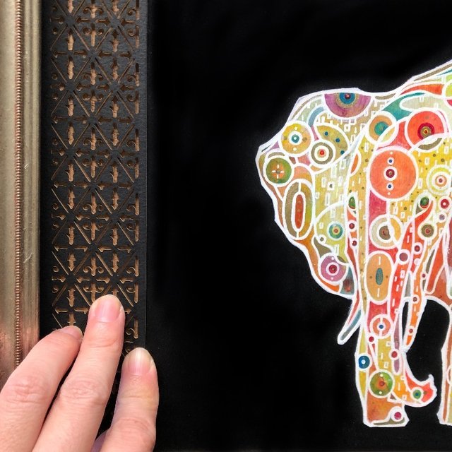 再販！絵画・ポスター「大地の象さん」オリエンタル風 アジアンテイストにデザインされた額縁付き