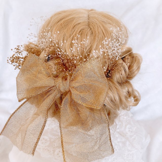 ゴールド リボン ヘッドドレス ヘッドパーツ 髪飾り 結婚式 成人式 卒業式 ハンドメイドマーケット Minne