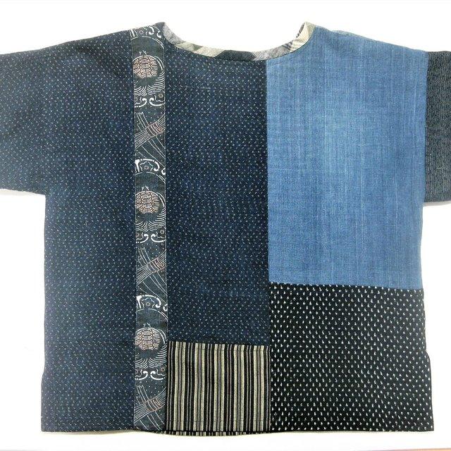 古布藍染めベスト　着物リメイク　絣リメイク　古布の服　パッチワーク