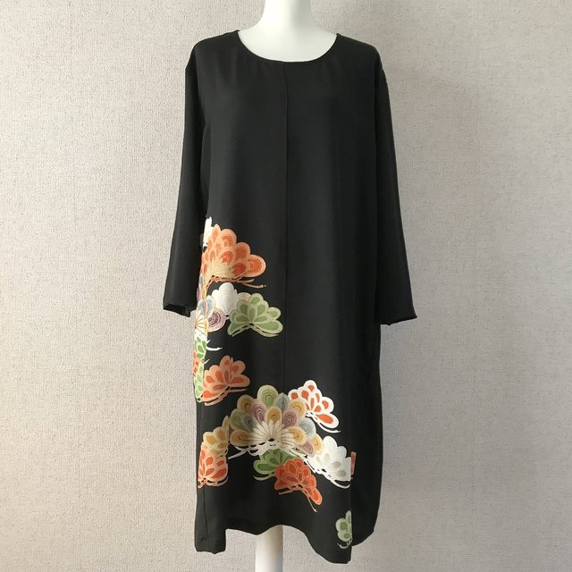 76 留袖 着物リメイクワンピース Minne 日本最大級のハンドメイド 手作り通販サイト 76 留袖 着物リメイクワンピース Minne 日本最大級のハンドメイド 手作り通販サイト
