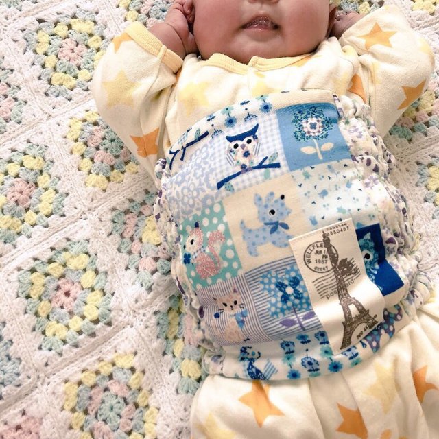 Baby Belly Band あったかぽかぽか赤ちゃん腹巻き レトロな女の子 ブルー 女の子ベビー 出産祝い お誕生日 クリスマス おでかけ 個性的 昭和レトロ ゆめかわ ファンシー 少女 Minne 日本最大級のハンドメイド 手作り通販サイト Baby Belly Band あったかぽかぽか赤ちゃん腹巻き レトロな女の子 ブルー 女の子ベビー 出産祝い お誕生日 クリスマス おでかけ 個性的 昭和レトロ ゆめかわ ファンシー 少女 Minne 日本最大級のハンドメイド 手作り通販サイト