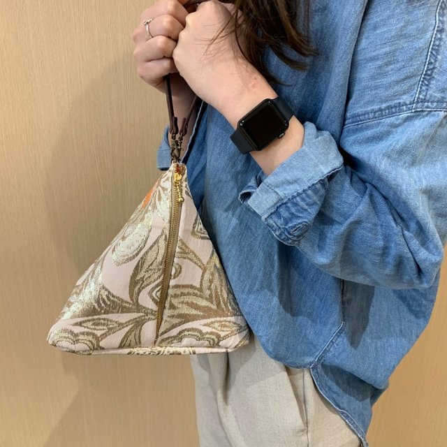 着物 帯 トライアングルバッグ 三角バッグ 卒業式 入学式 結婚式 パーティー Minne 日本最大級のハンドメイド 手作り通販サイト 着物 帯 トライアングルバッグ 三角バッグ 卒業式 入学式 結婚式 パーティー Minne 日本最大級のハンドメイド 手作り通販サイト